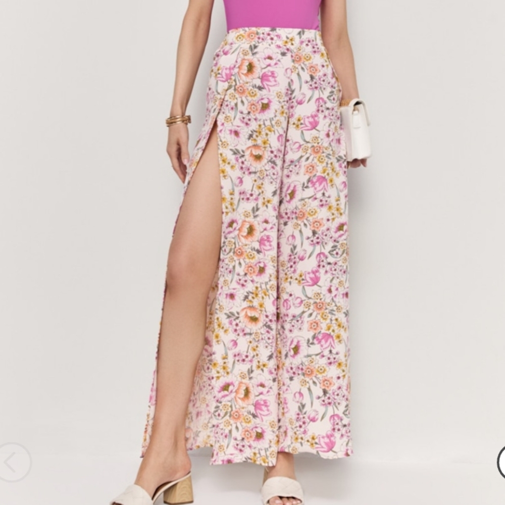 Francesca's Floral High-Slit Wide-Leg Pants. Size L - Picture 1 of 10